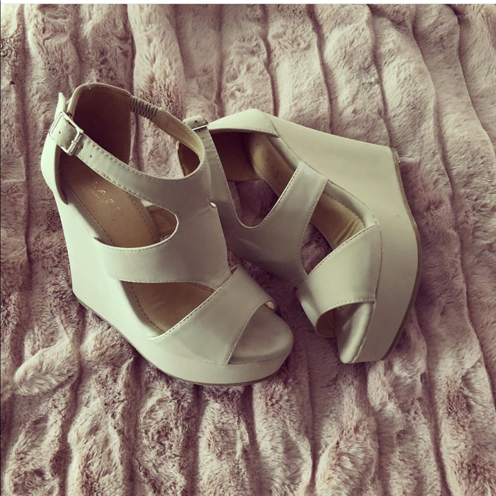 beige heels